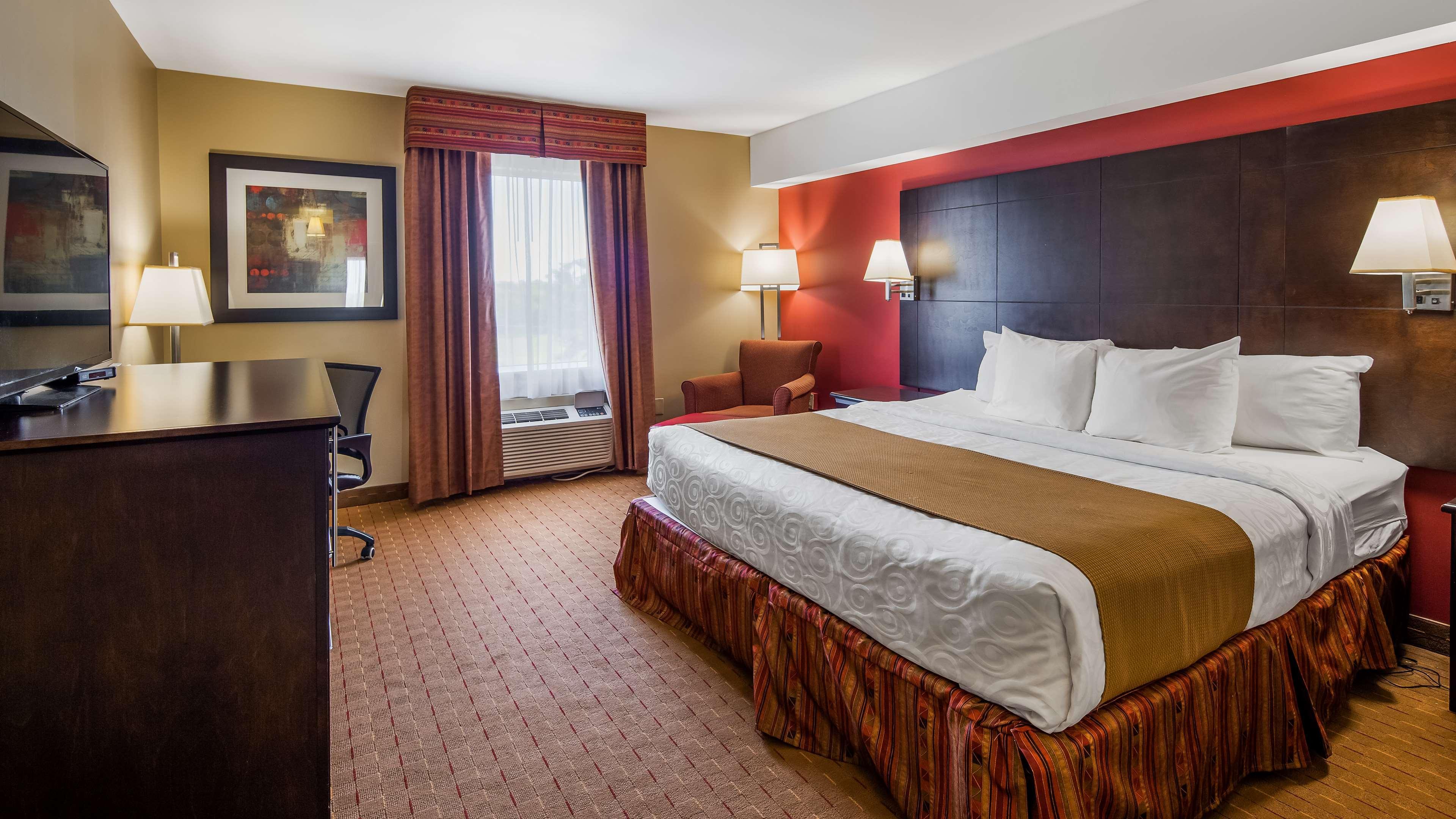 Best Western Plus Bowmanville Exteriör bild