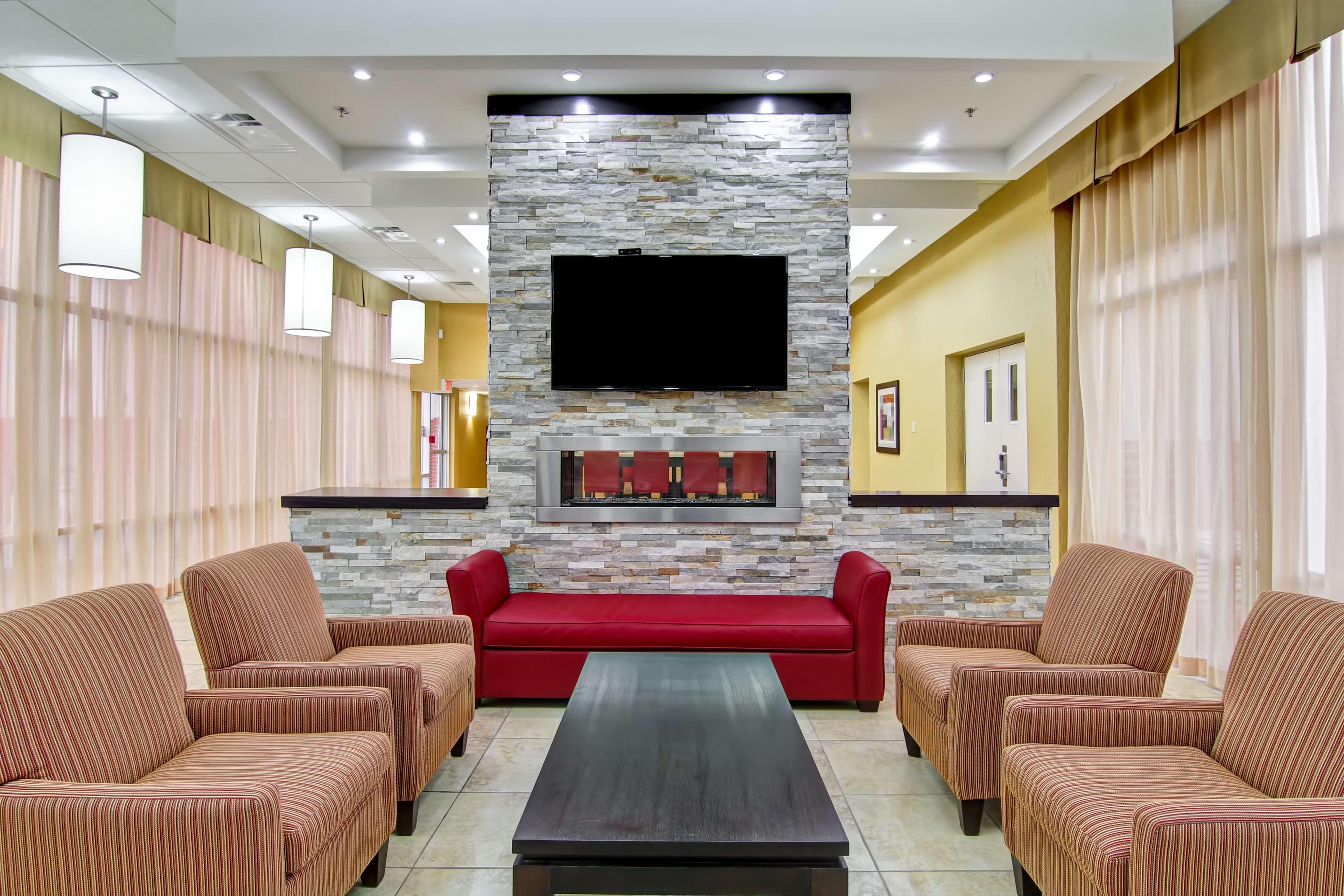 Best Western Plus Bowmanville Exteriör bild