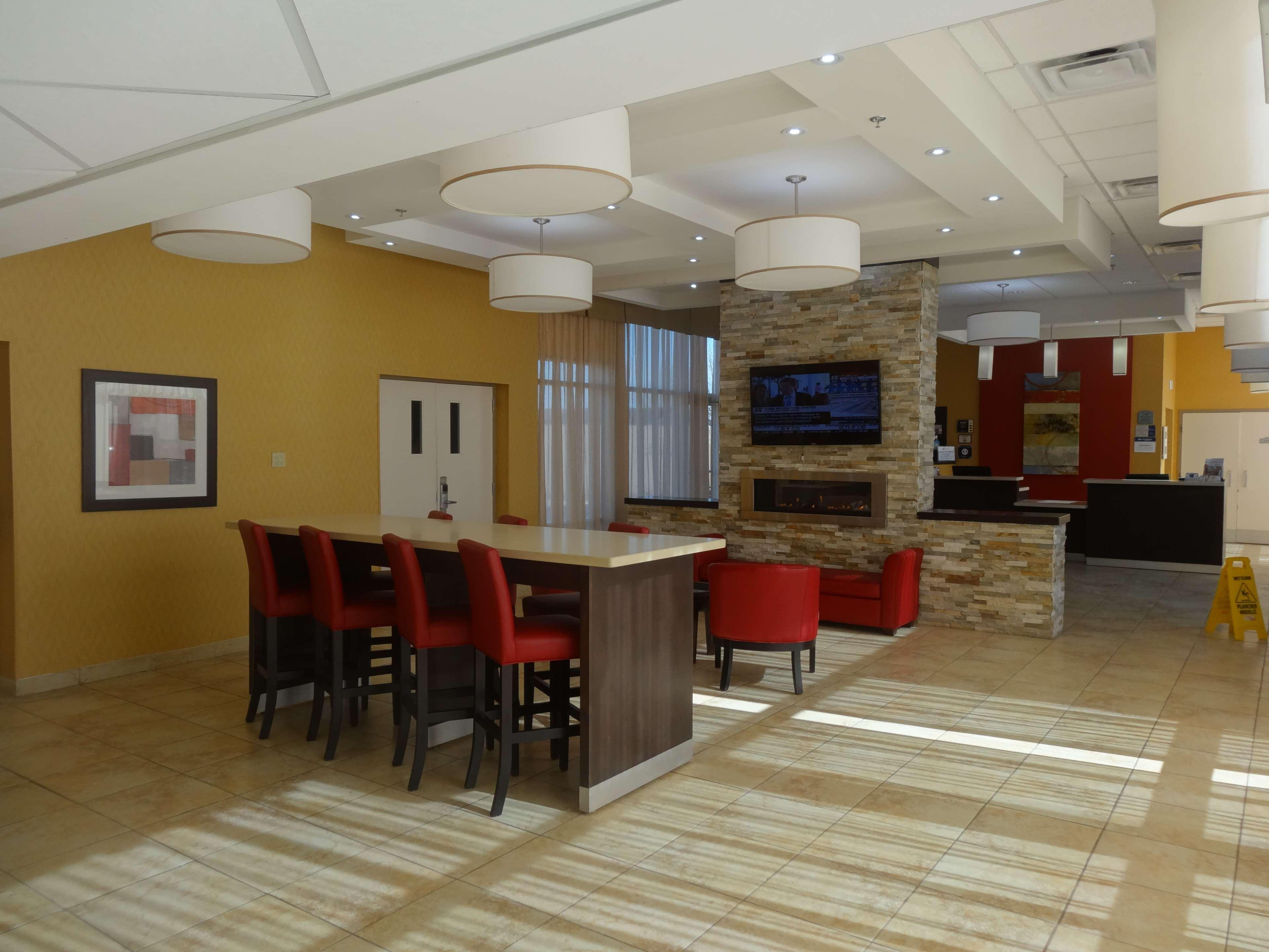 Best Western Plus Bowmanville Exteriör bild