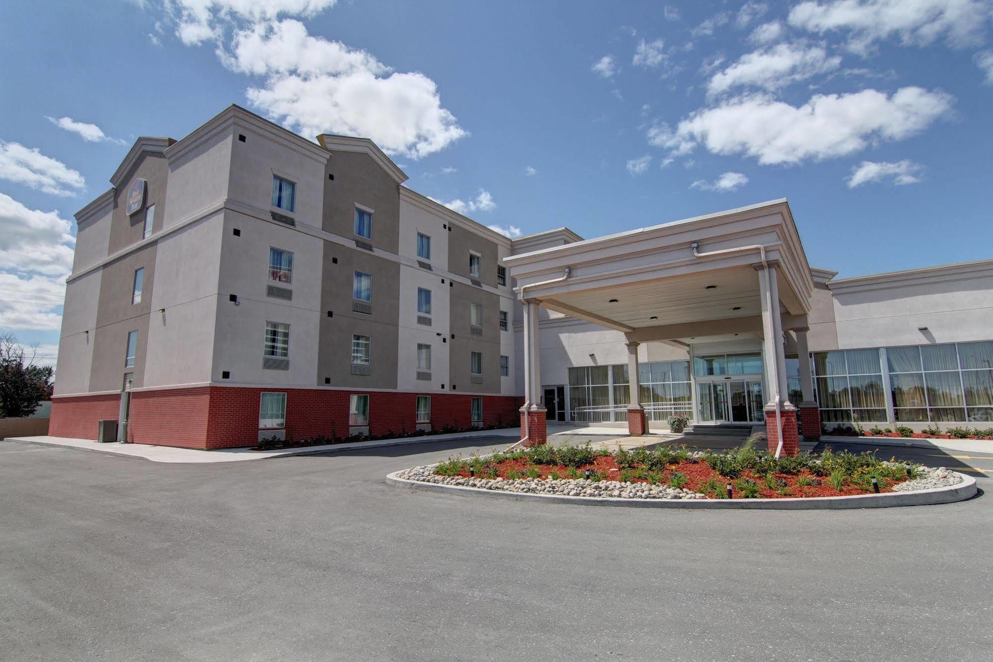 Best Western Plus Bowmanville Exteriör bild